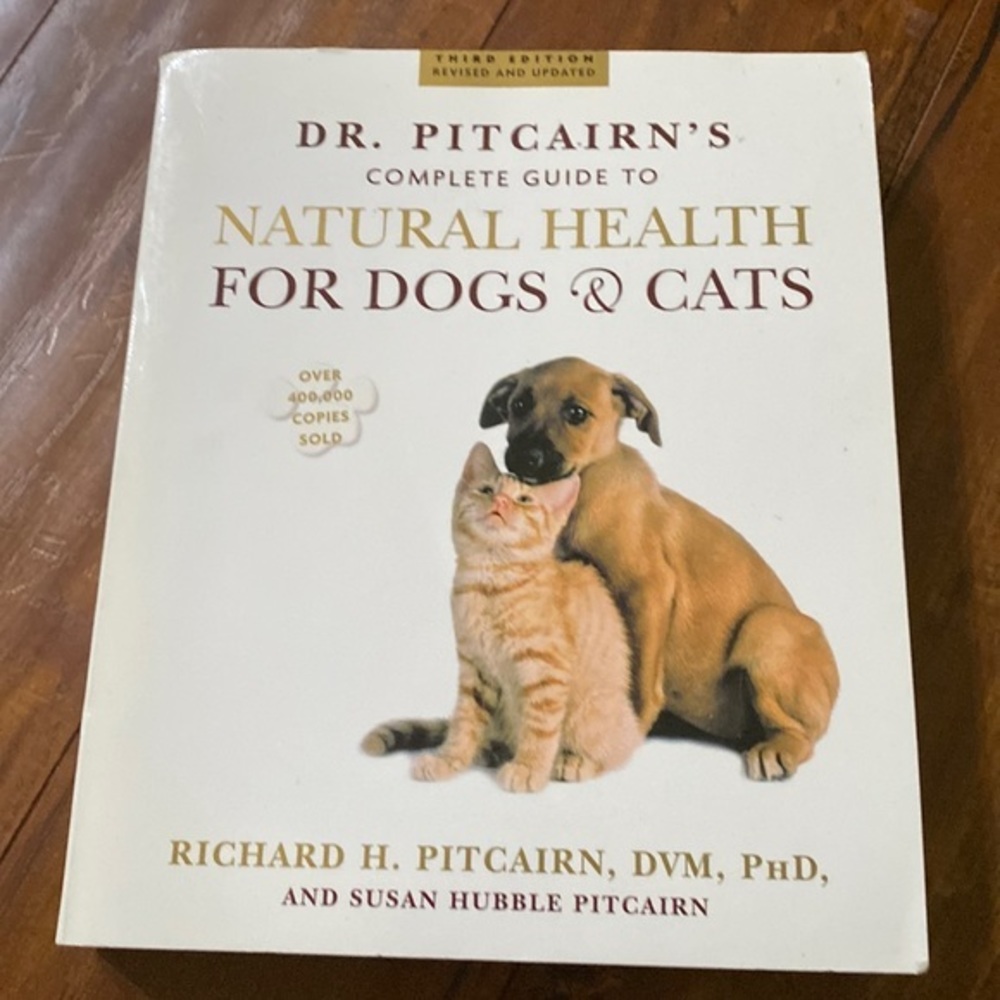 Nutribooks-Natural Health For Dogs & Cats‎ large book guide